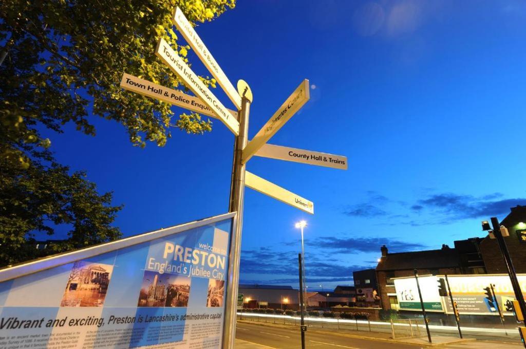 Apartmán F6 Hammonds Row Preston  Exteriér fotografie